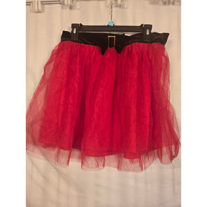 Women's Love On A Hanger Red & Black Tulle Skater Skirt XL